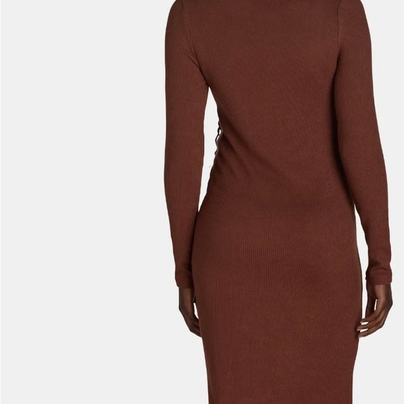 Elegant Brown Maternity Dress - Picture 2 of 4